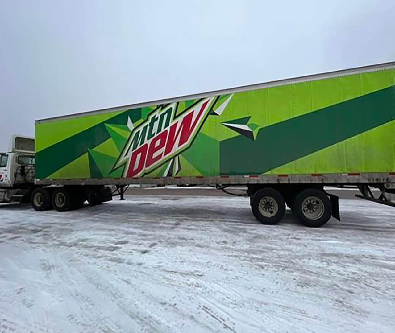 Before Pro clean mobile wash power washes an 18 wheeler trailer.